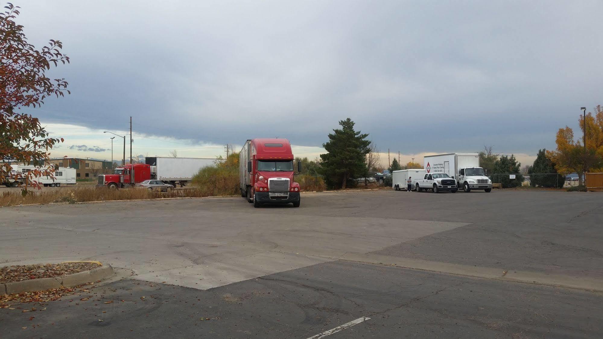 Super 8 By Wyndham Henderson North East Denver Exterior foto